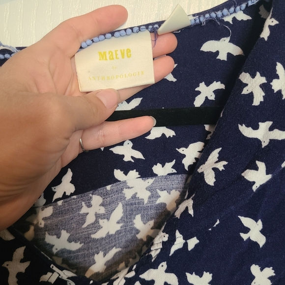 483 🦃🎄 Anthropologie Maeve Button Up Bird Print Blouse Short Cap Sleeves - Picture 3 of 5